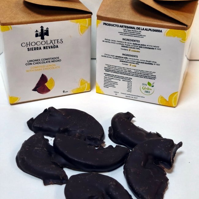 Cajita de 8 uds de limón confitado con chocolate negro 70%