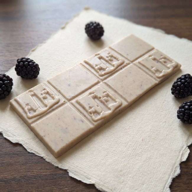 Tableta chocolate blanco con moras 100 g